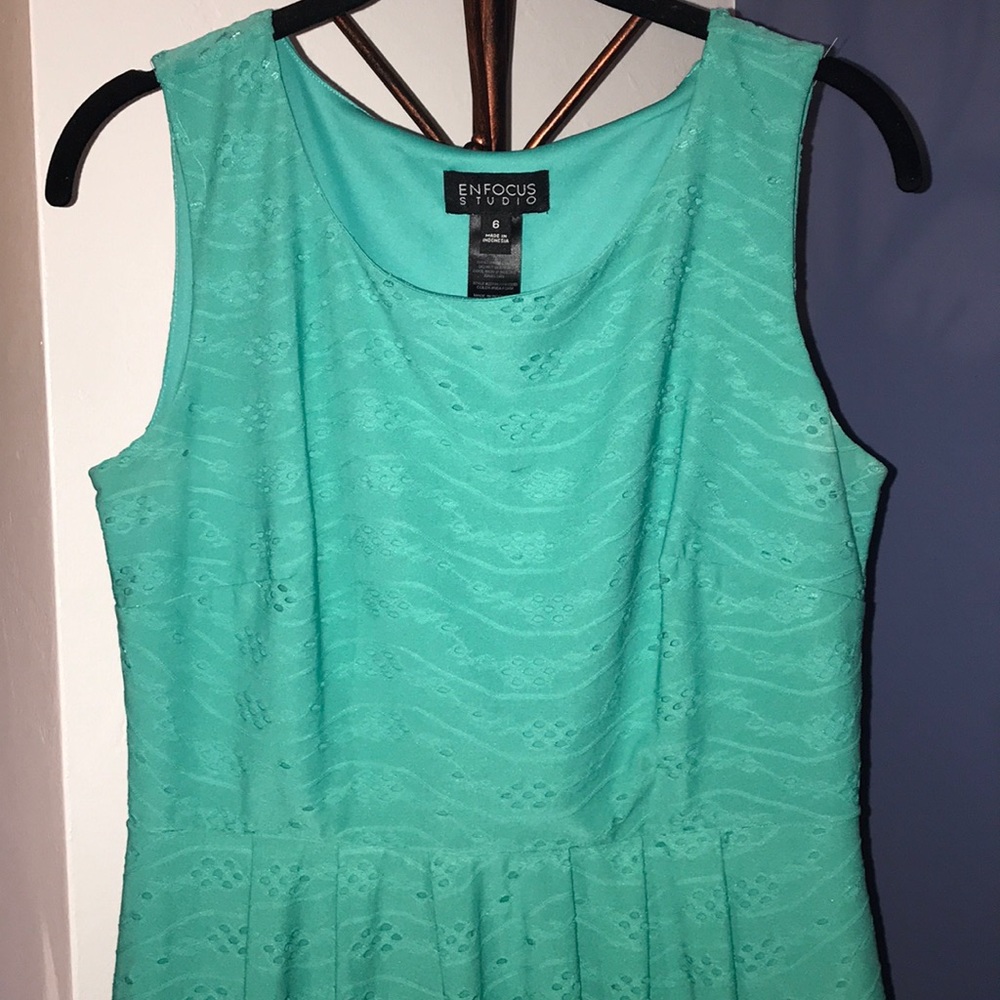 Dress - Picture 2 of 2